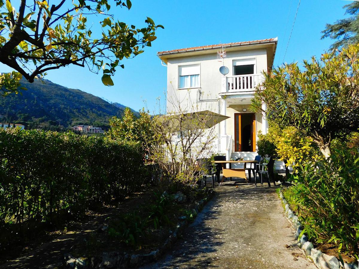 Vacanze In Villa, Levanto Exterior foto